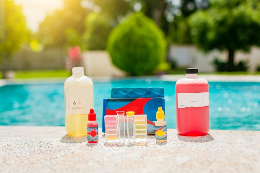 how to maintain pool chemistry