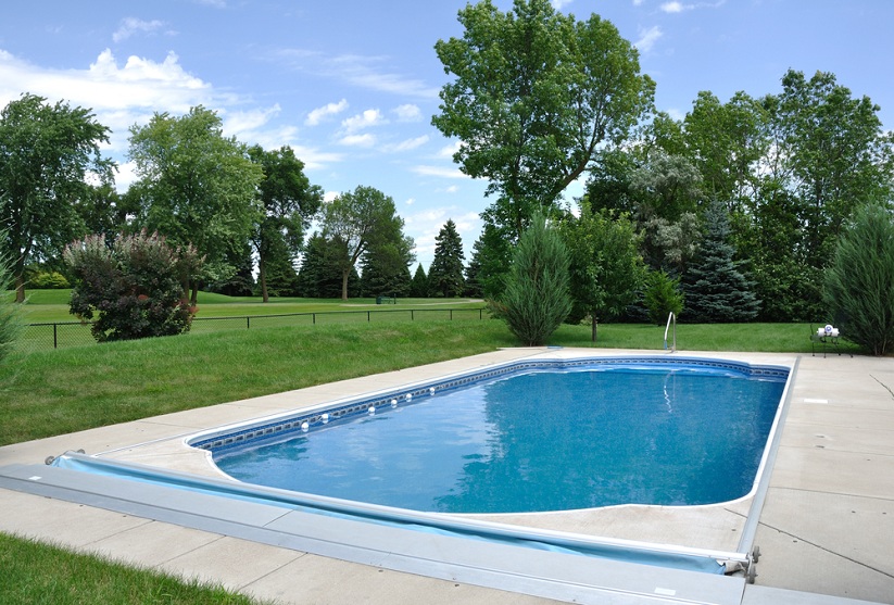 how much does an inground pool cost in michigan